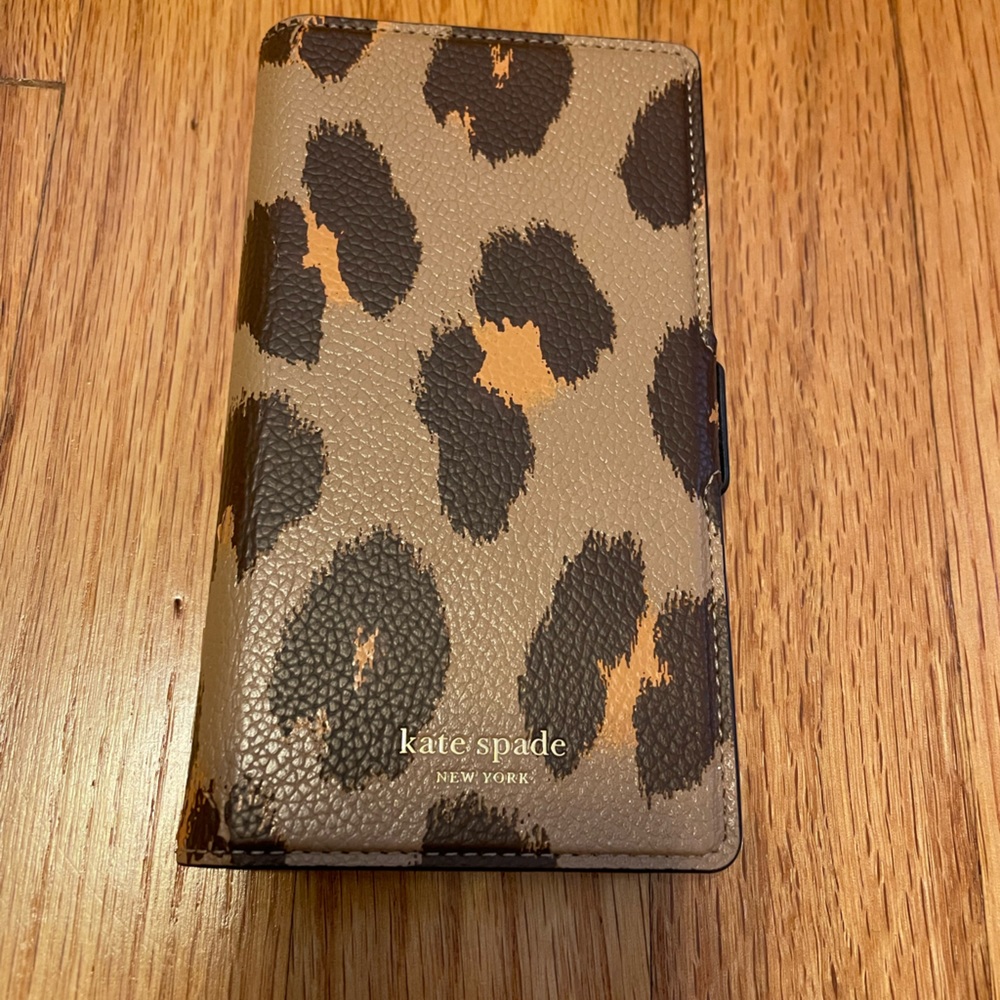 Kate spade phone case magnetic wrap folio XS/X